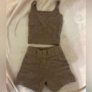 NWOT Skims neutral brown lounge sleep set boucle size small